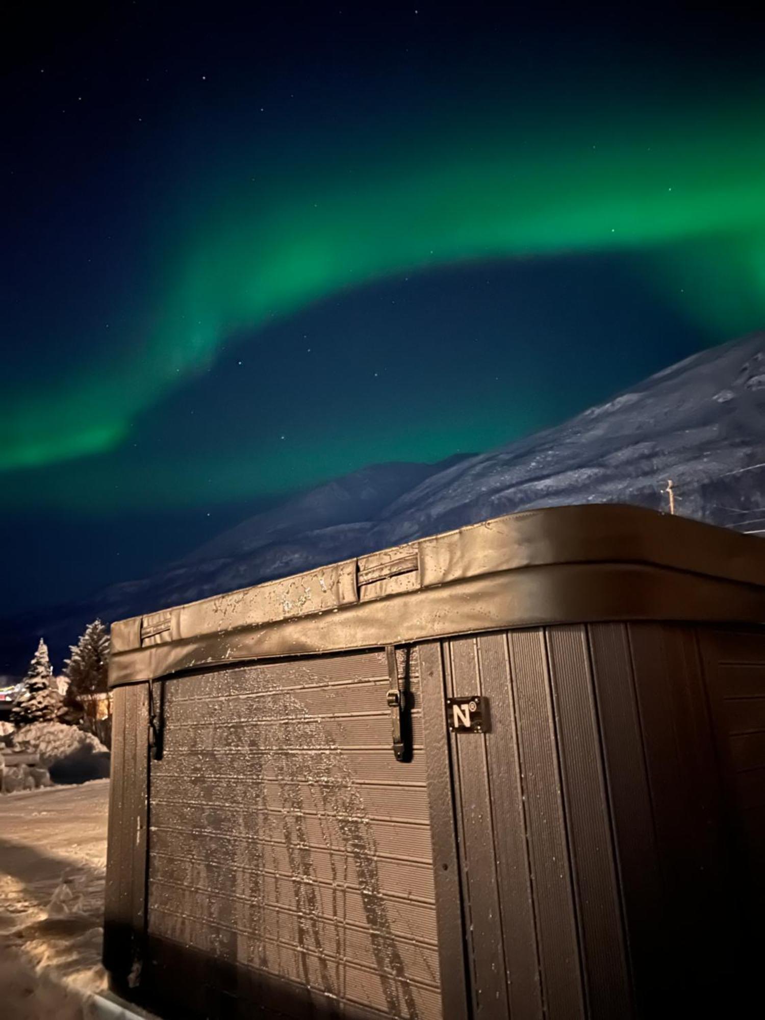 Alpan Apartments, Lyngenfjord Olderdalen Exteriér fotografie