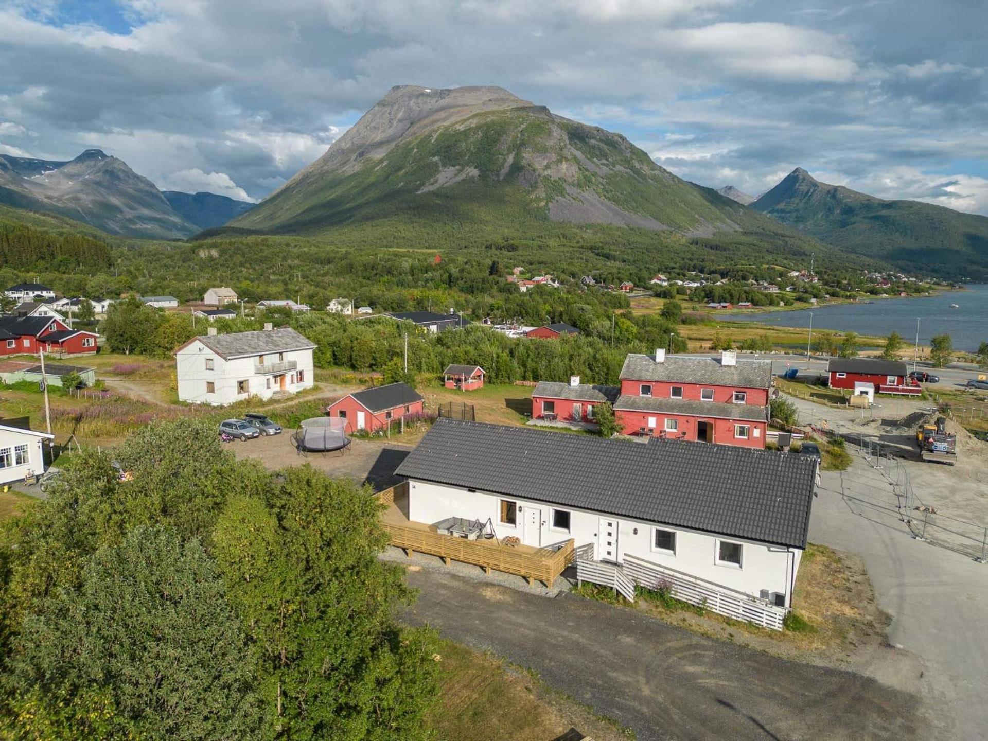 Alpan Apartments, Lyngenfjord Olderdalen Exteriér fotografie