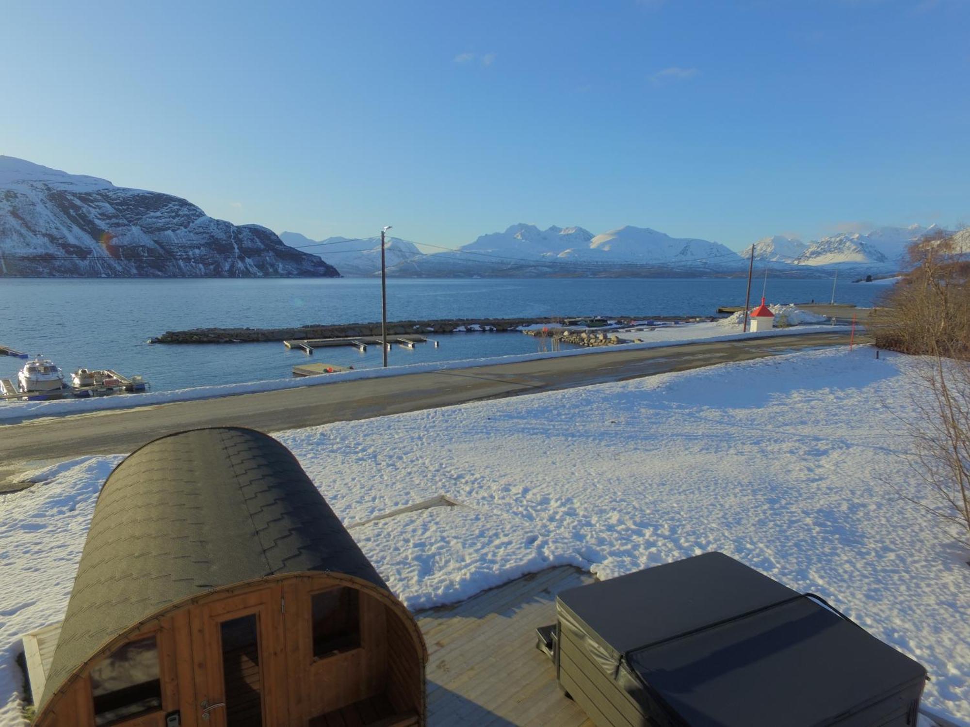 Alpan Apartments, Lyngenfjord Olderdalen Exteriér fotografie